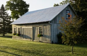 Why Homeowners Are Embracing Barns with Loft Living Spaces