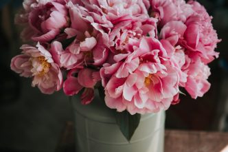 The Language of Flowers: Meaningful Blooms and How to Pick the Right Ones